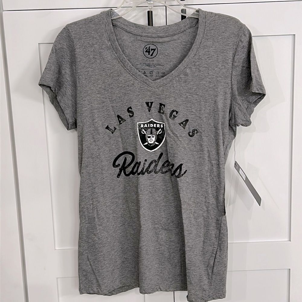 Las Vegas Raiders 47 NFL T-Shirt - S - NWT